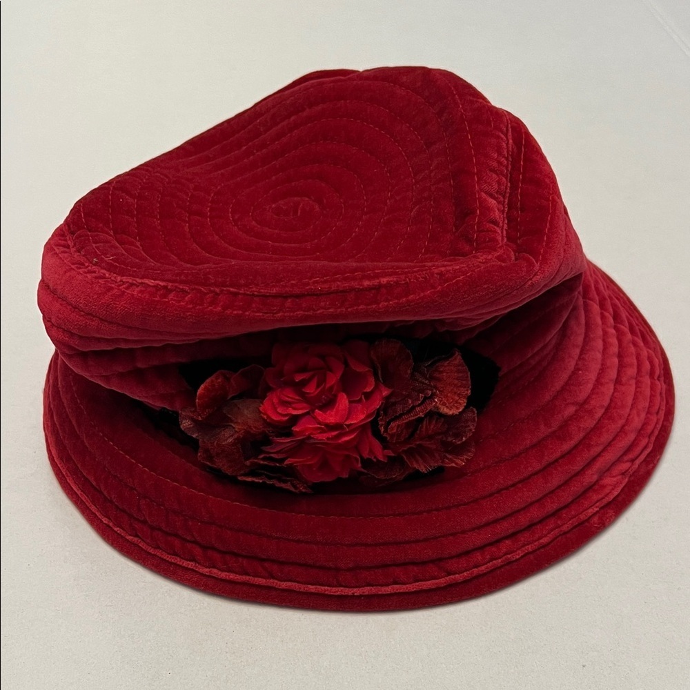 90’s TOUCAN COLLECTION NEW YORK RED VELOUR SILK FLOWER BUCKET HAT